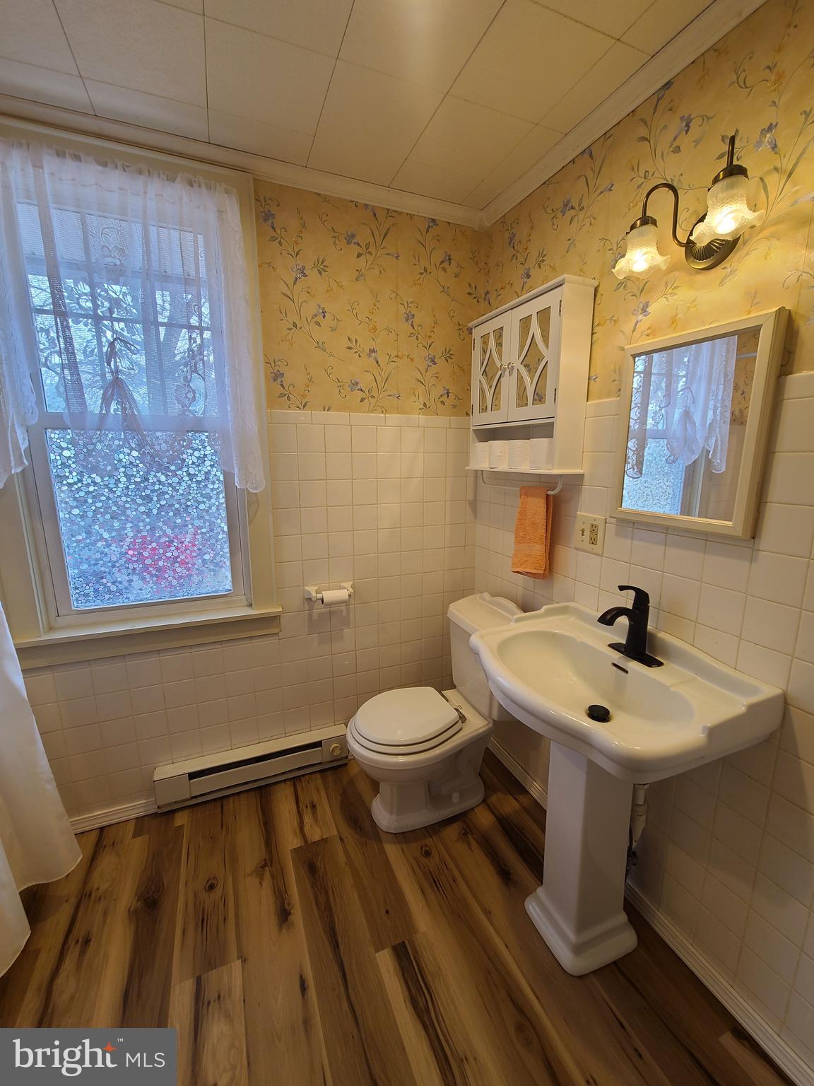 421 Rohrerstown Road Lancaster, PA 17603 - Photo 18 of 40