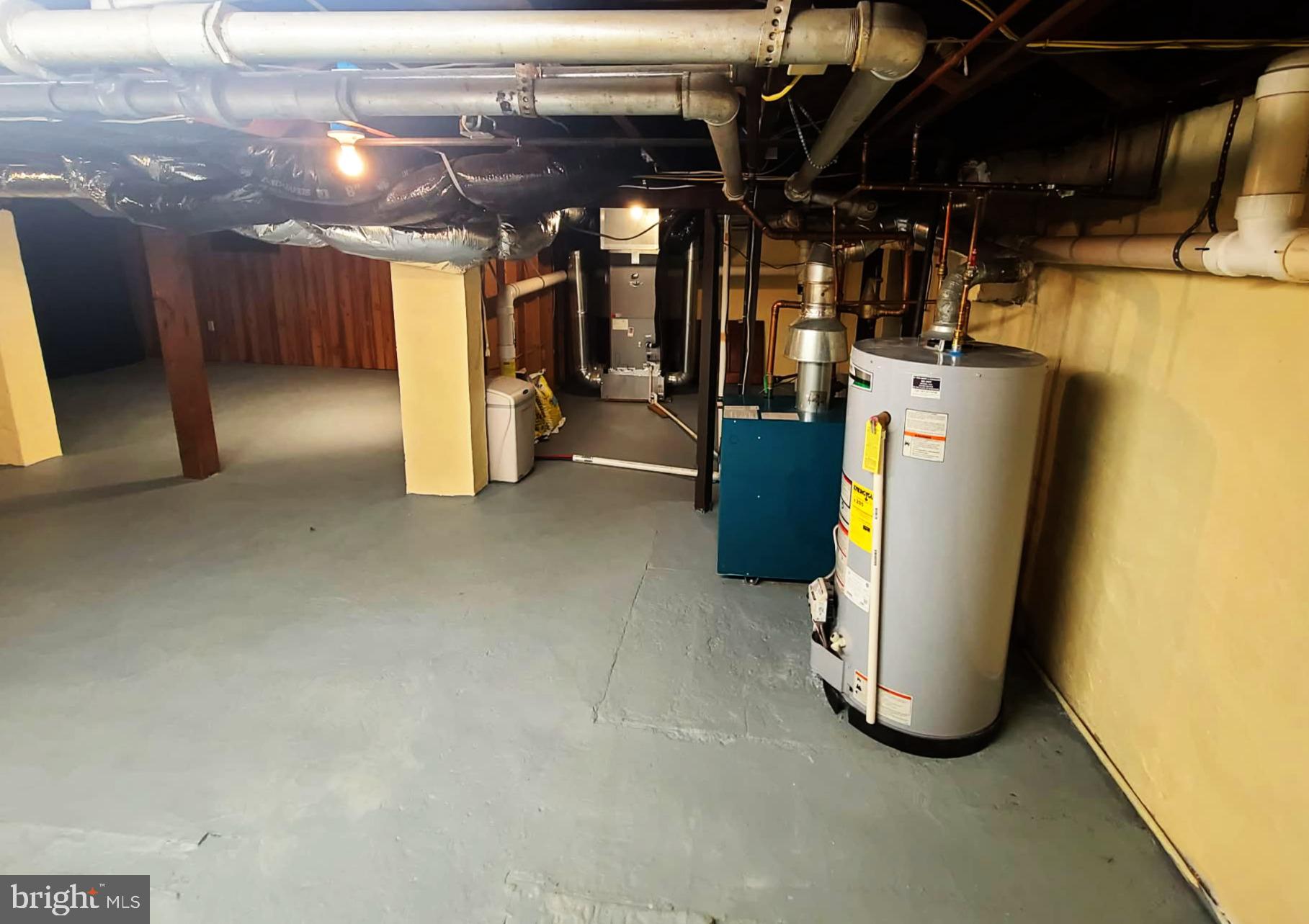 421 Rohrerstown Road Lancaster, PA 17603 - Photo 28 of 40