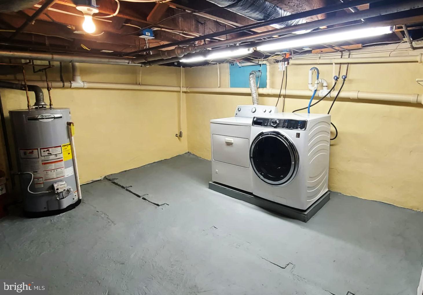 421 Rohrerstown Road Lancaster, PA 17603 - Photo 30 of 40