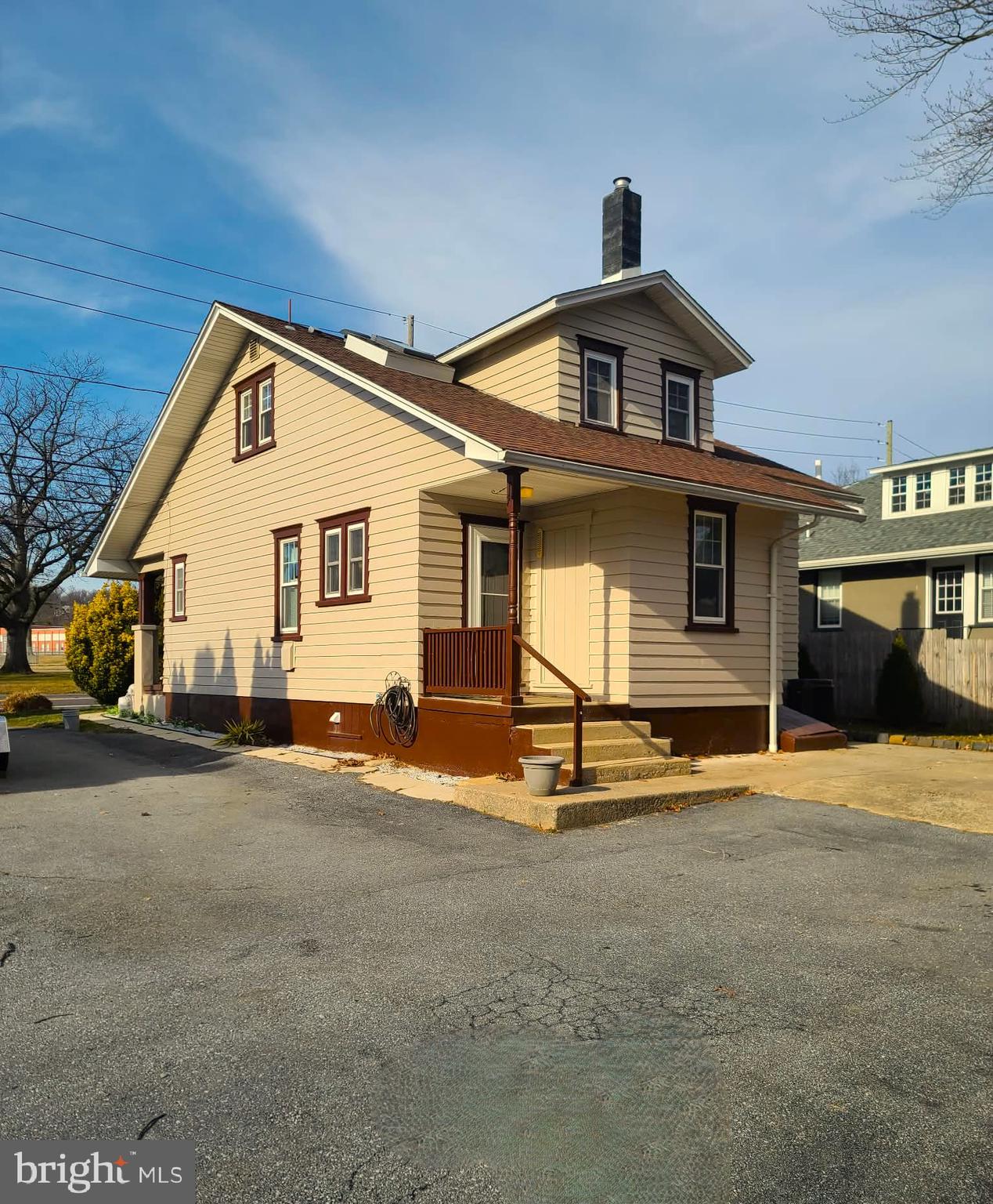 421 Rohrerstown Road Lancaster, PA 17603 - Photo 3 of 40