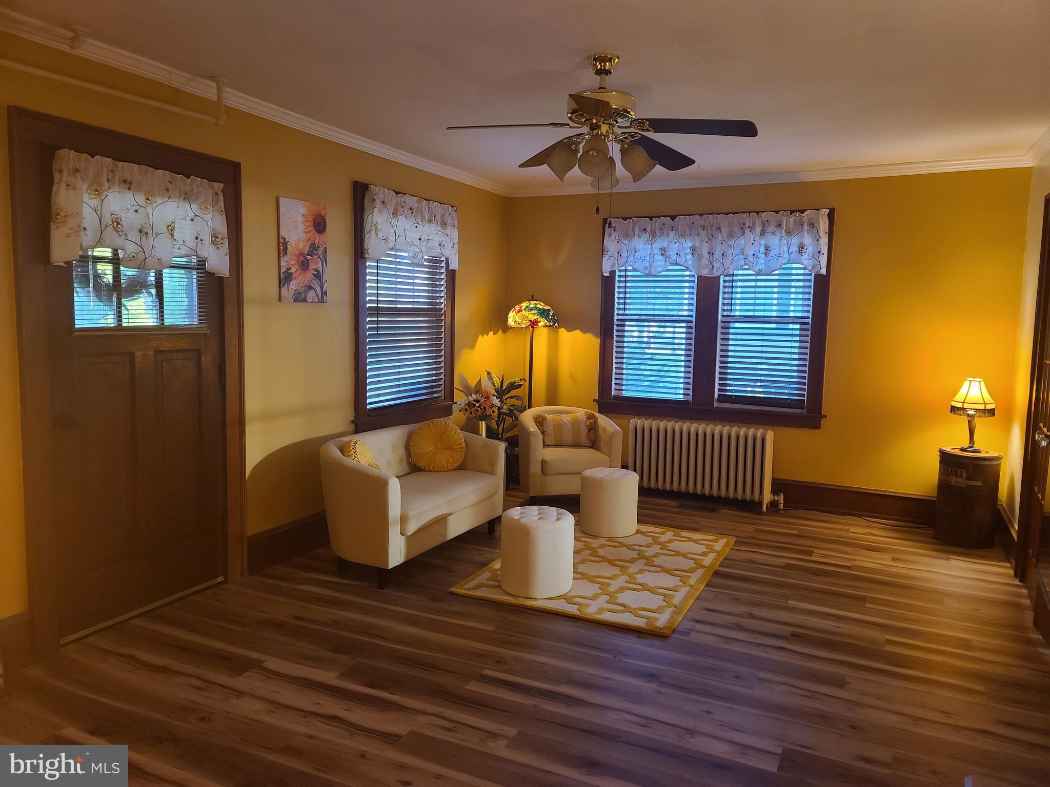 421 Rohrerstown Road Lancaster, PA 17603 - Photo 6 of 40