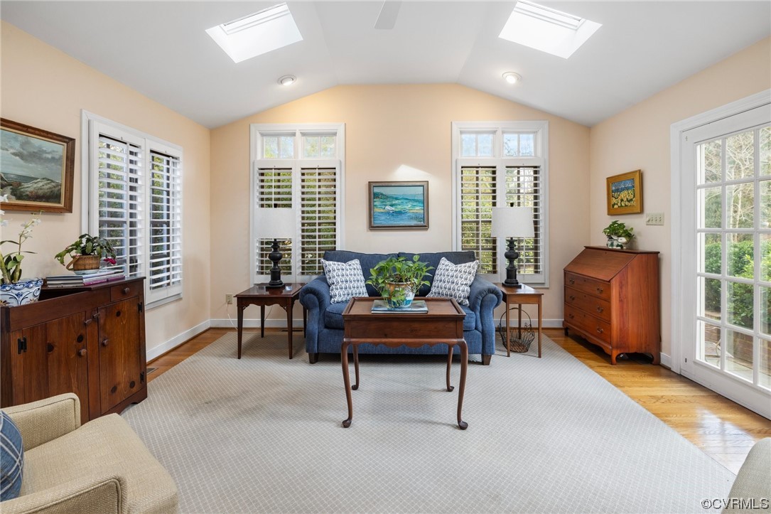 6161 River Road, Unit 1 Richmond, VA 23226 - Photo 12 of 32 a living room with furniture and a window