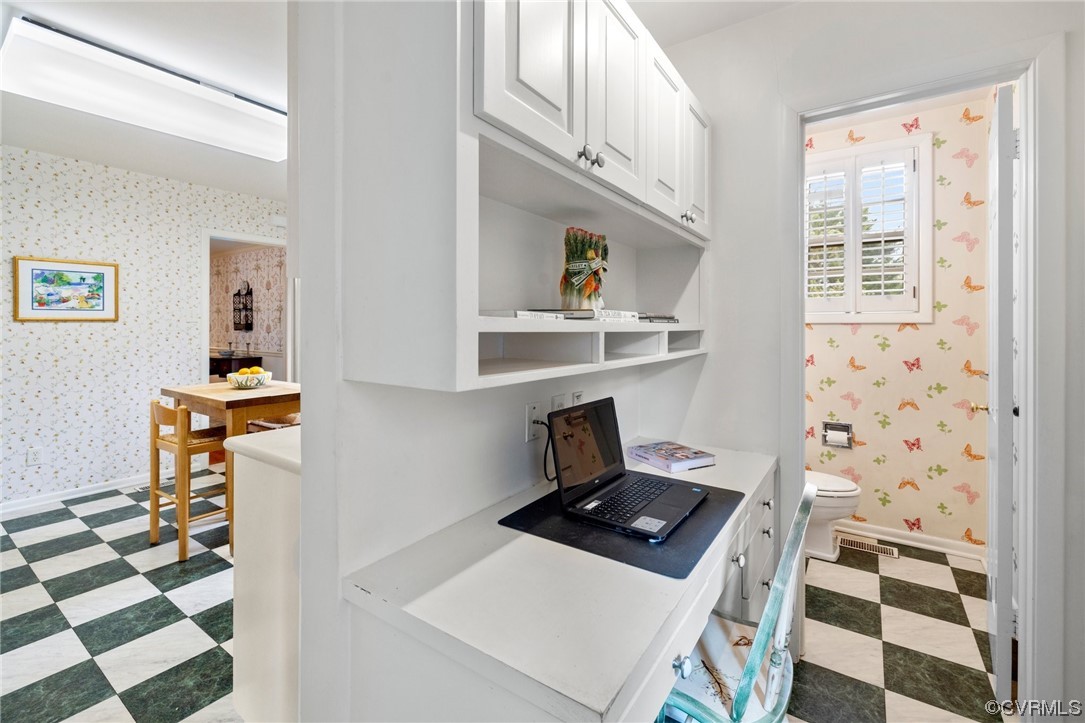 6161 River Road, Unit 1 Richmond, VA 23226 - Photo 18 of 32 a stove top oven sitting inside of a kitchen
