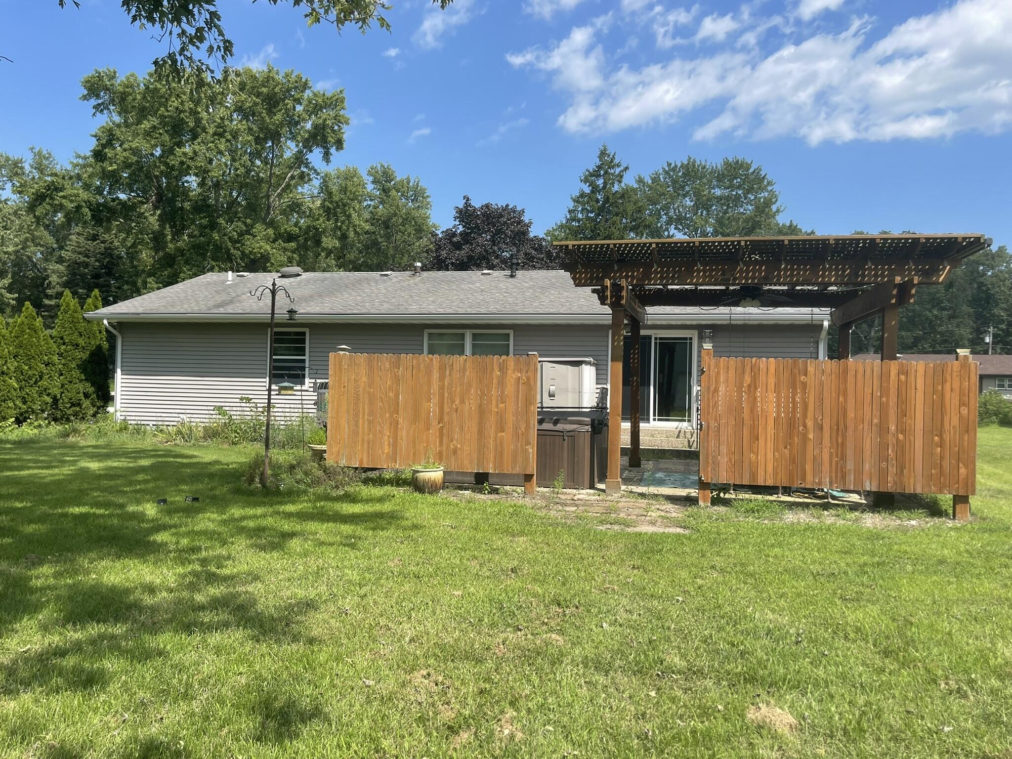 1018 Elm Street Southwest DeMotte, IN 46310 - Photo 15 of 15 2048x1536
