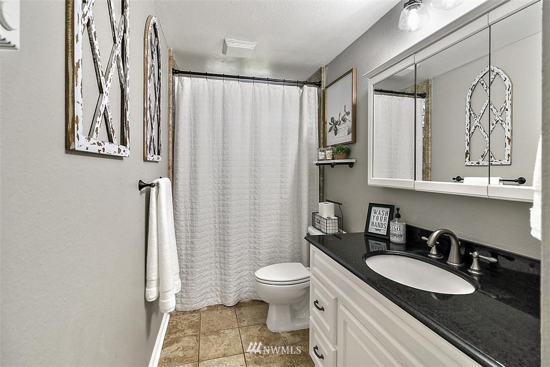 7712 Ridge Court Southeast Olympia, WA 98513 - Photo 20 of 32 Gallery Image 20