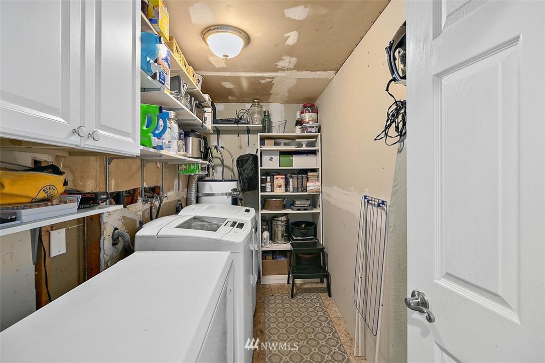 7712 Ridge Court Southeast Olympia, WA 98513 - Photo 24 of 32 Gallery Image 24