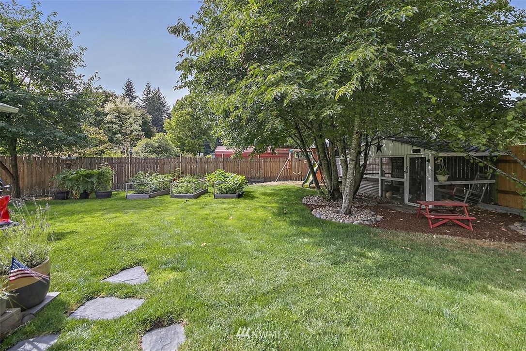 7712 Ridge Court Southeast Olympia, WA 98513 - Photo 29 of 32 Gallery Image 29