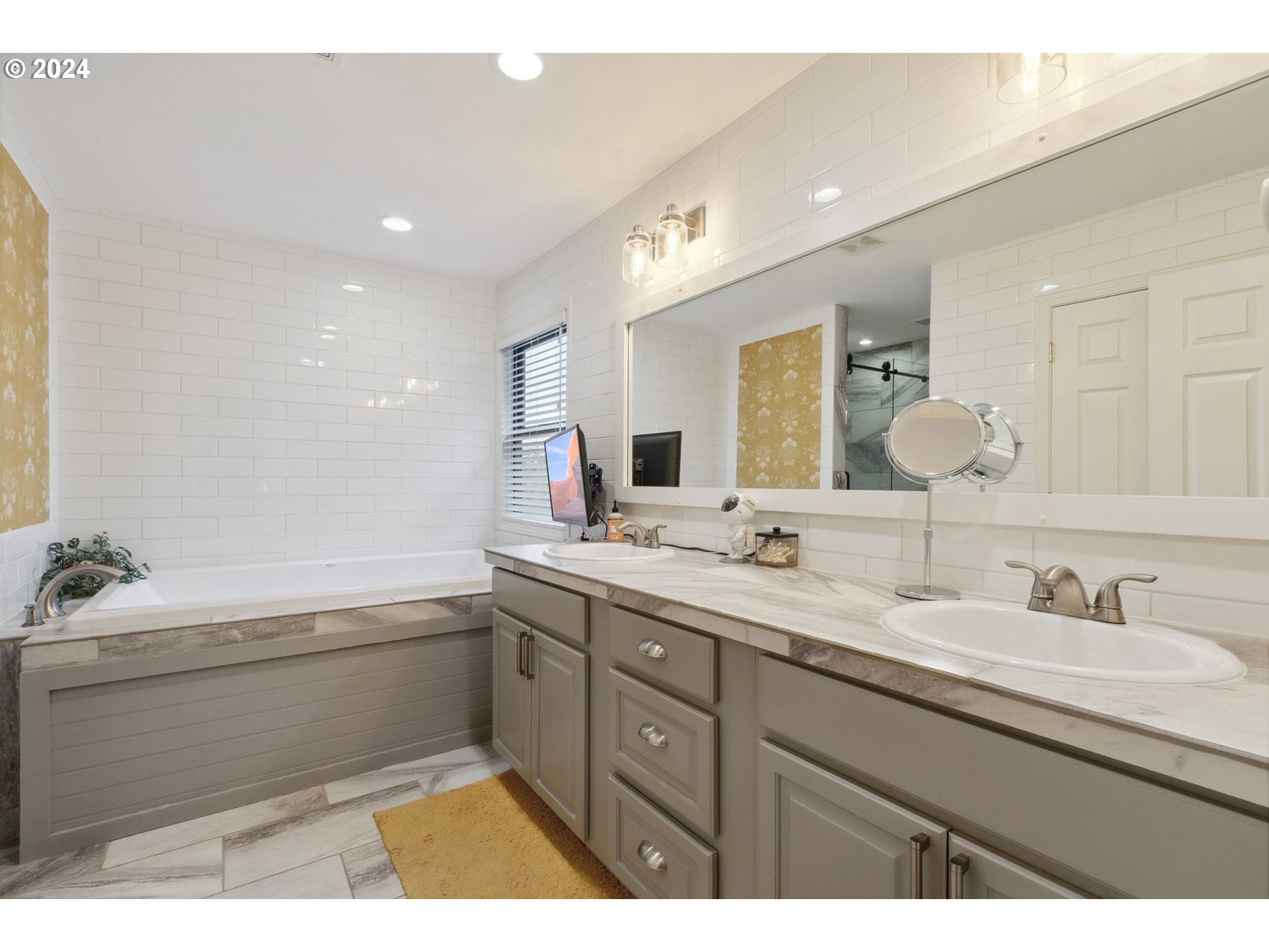 3530 Northwest Endicott Street Camas, WA 98607 - Photo 21 of 28