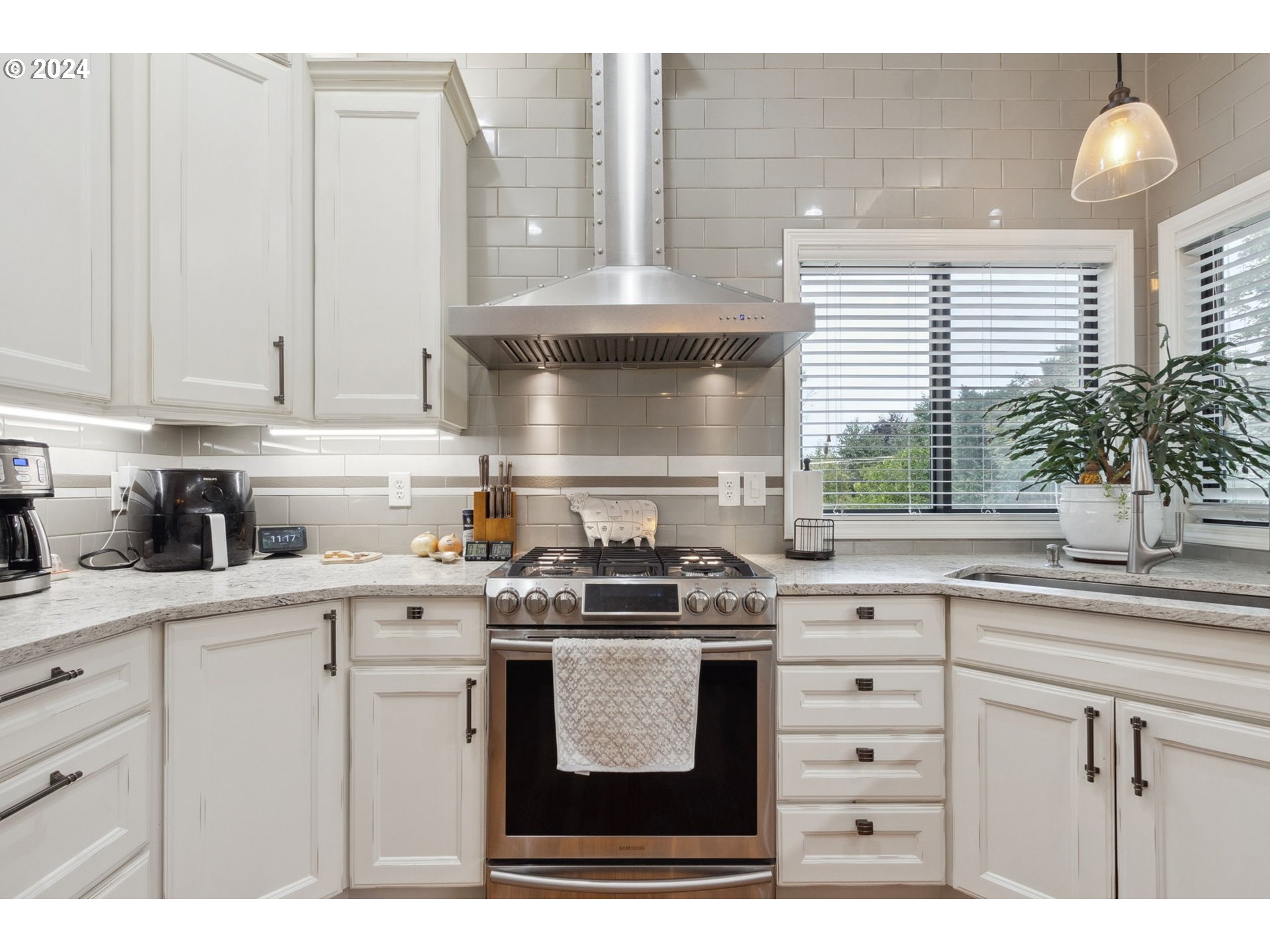 3530 Northwest Endicott Street Camas, WA 98607 - Photo 8 of 28