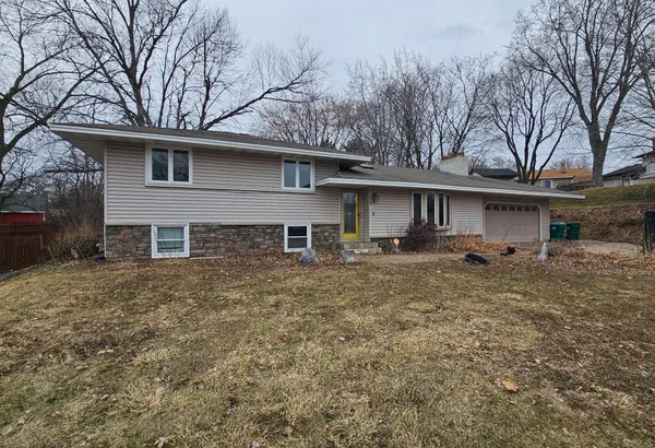 $350,000 | 175 Juniper Lane, Apple Valley, MN 55124