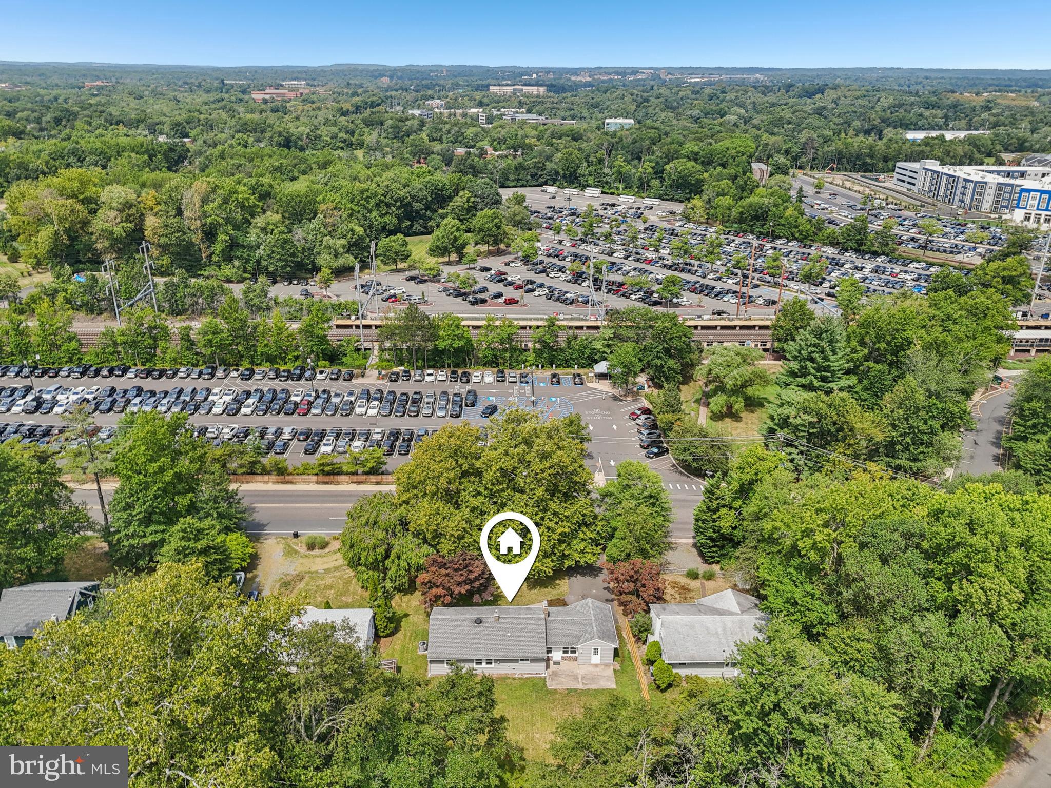 35 Wallace Road Princeton Junction, NJ 08550 - Photo 31 of 34 an aerial view of a house with a garden