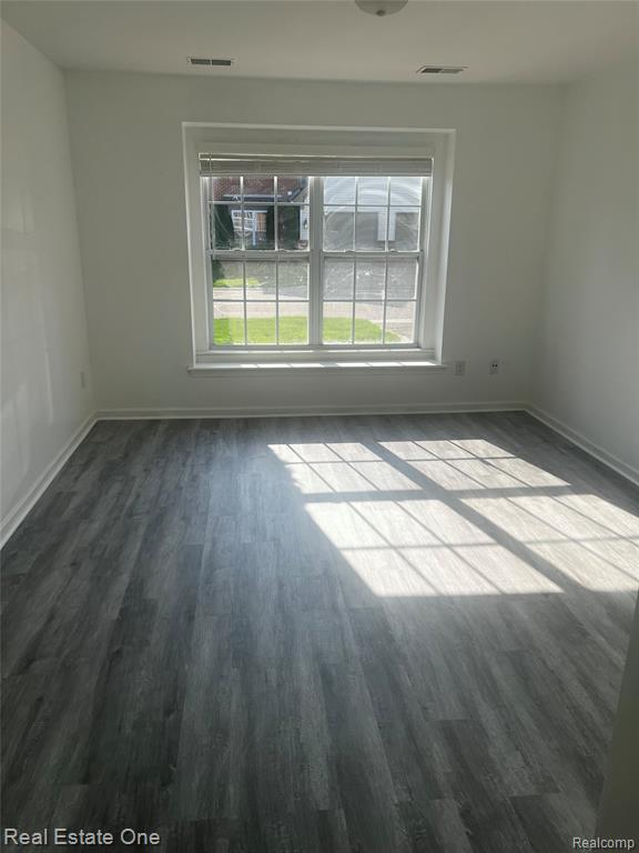 20656 Dunham Road Clinton Township, MI 48038 - Photo 18 of 36