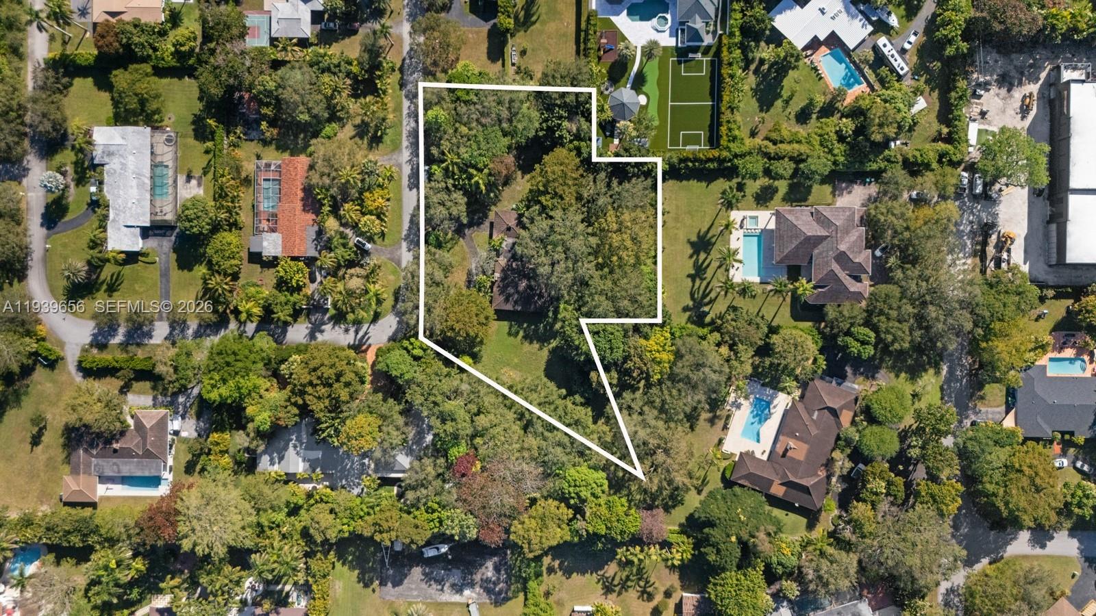 13500 Southwest 68th Court Pinecrest, FL 33156 - Photo 3 of 21 a view of building