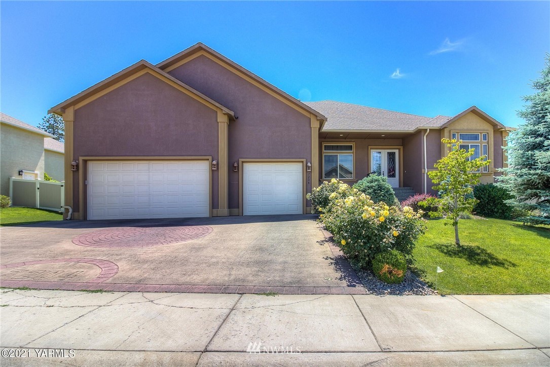 7204 Modesto Way Yakima, WA 98908 - Photo 1 of 10 Gallery Image 1