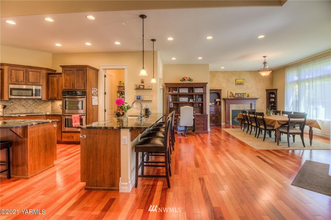 7204 Modesto Way Yakima, WA 98908 - Photo 3 of 10 Gallery Image 3
