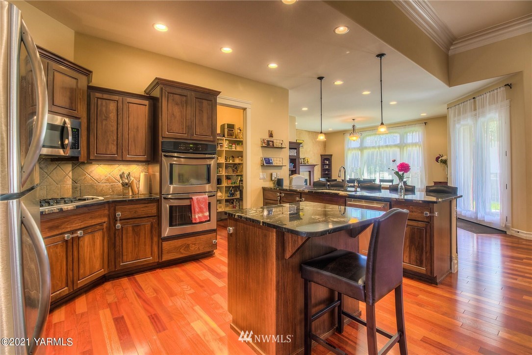 7204 Modesto Way Yakima, WA 98908 - Photo 4 of 10 Gallery Image 4