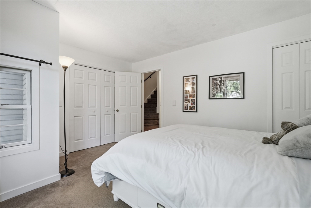 71 Amity Place, Unit 71 Amherst, MA 01002 - Photo 23 of 41