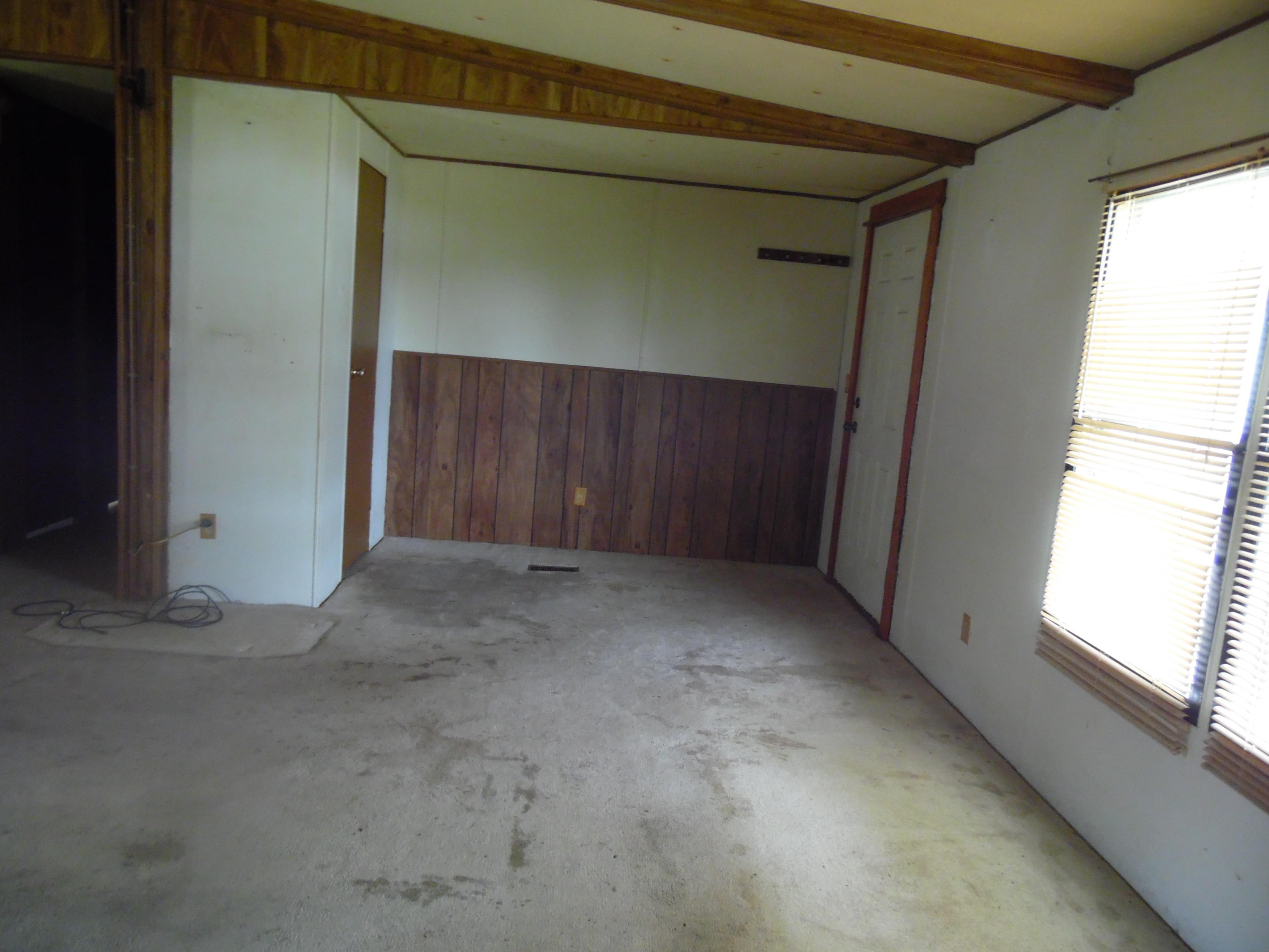 365 Vanderheide Road DeFuniak Springs, FL 32433 - Photo 17 of 34 Great room