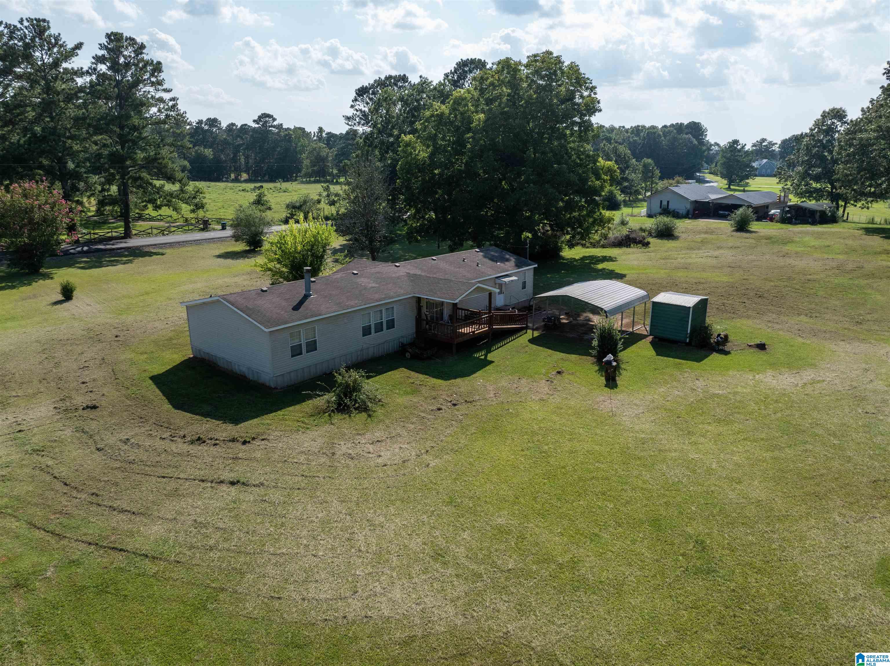 187 Henderson Lake Road Munford, AL 36268 - Photo 35 of 38