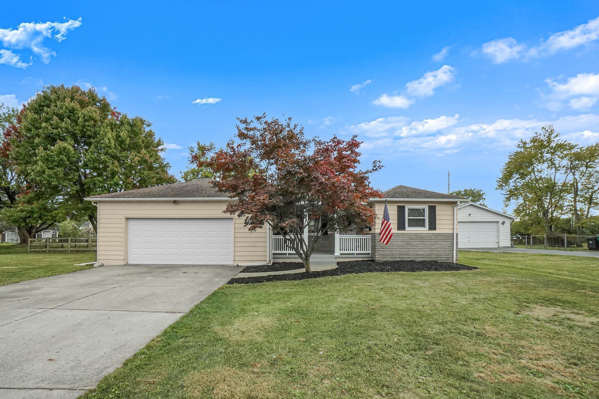 2363 East Howard Road Columbus, OH 43207 - Photo 1 of 24 1-web-or-mls-2363-e-howard-rd