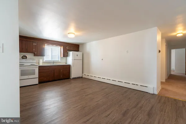 $1,600 | 346 West 6th Avenue, Unit 3A, Conshohocken, PA 19428
