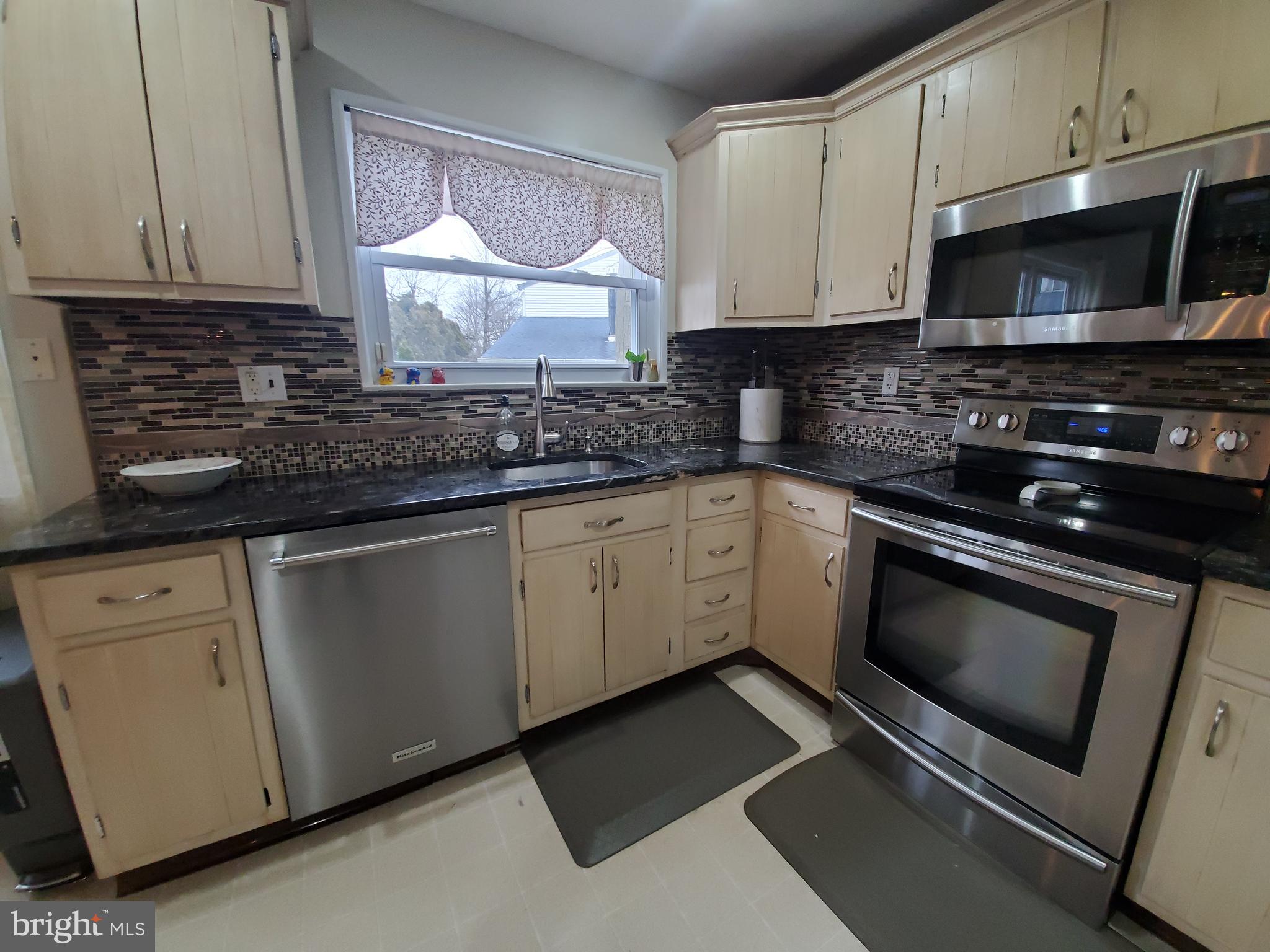 2 Roanoke Road Cherry Hill, NJ 08003 - Photo 18 of 68 Gallery Image 18
