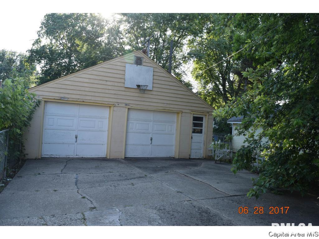 2641 South 9th Street Springfield, IL 62703 - Photo 2 of 10