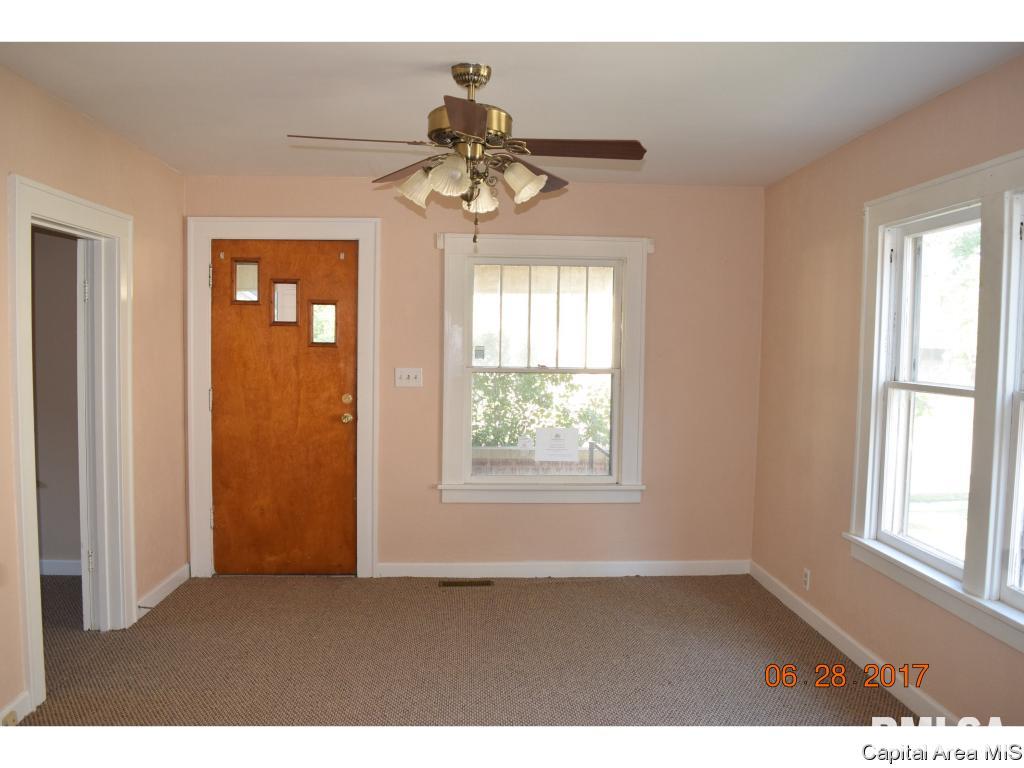2641 South 9th Street Springfield, IL 62703 - Photo 7 of 10