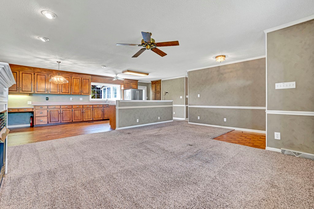 1101 Watts Bridge Road Ninety Six, SC 29666 - Photo 13 of 58 OPEN PLAN KITCHEN-LR