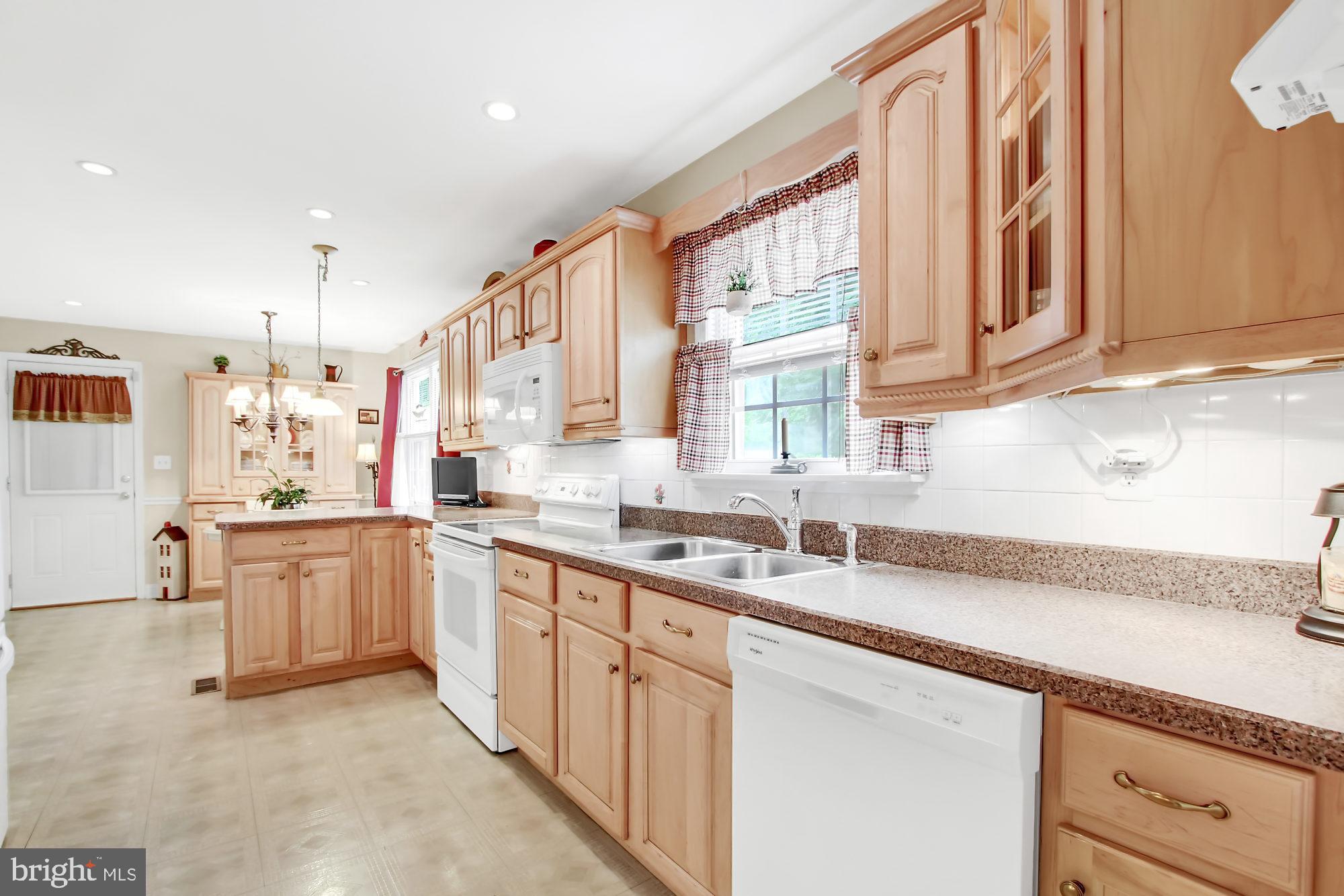 12124 Jericho Road Kingsville, MD 21087 - Photo 8 of 26 Updated kitchen