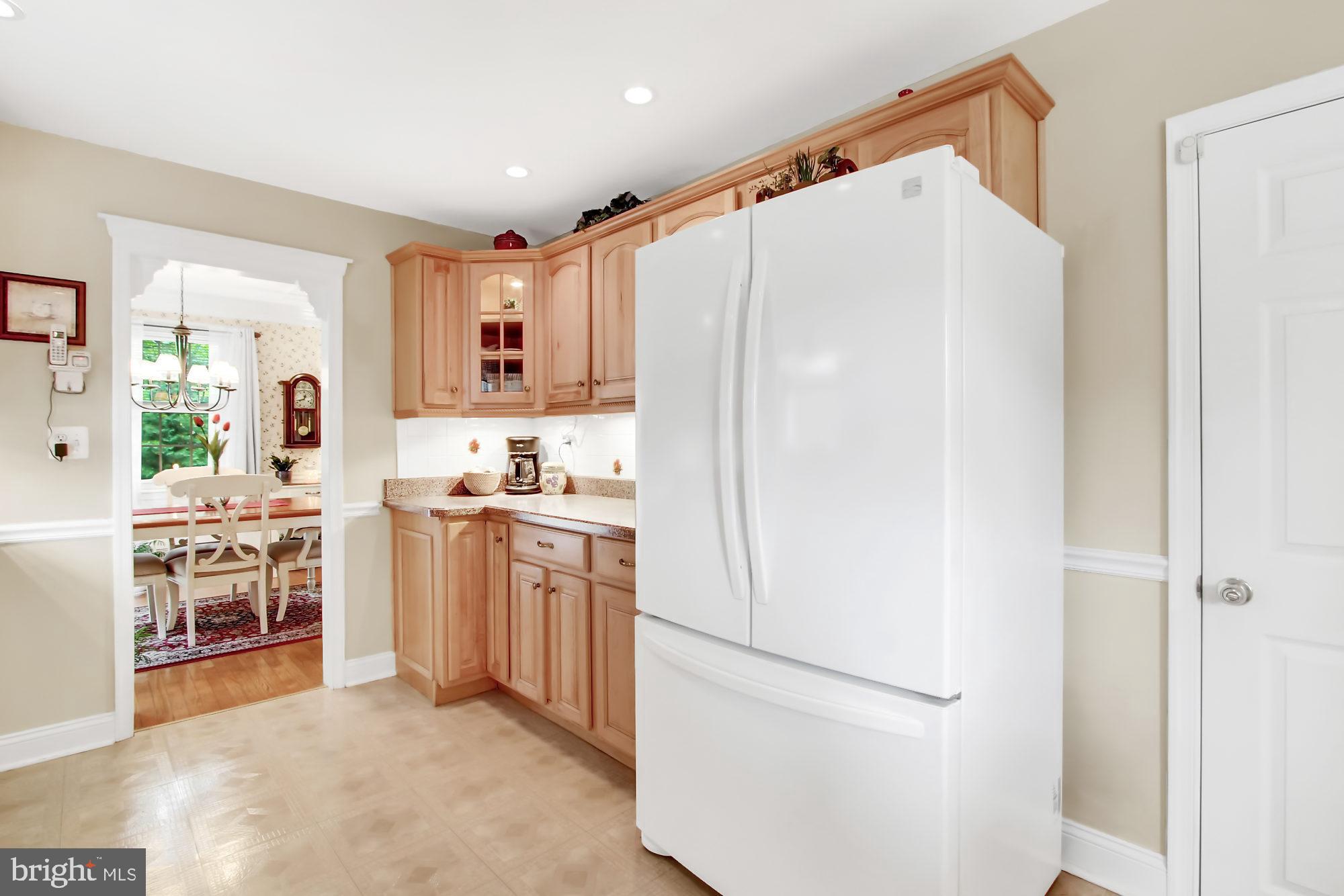12124 Jericho Road Kingsville, MD 21087 - Photo 9 of 26 Under cabinet and recessed lighting
