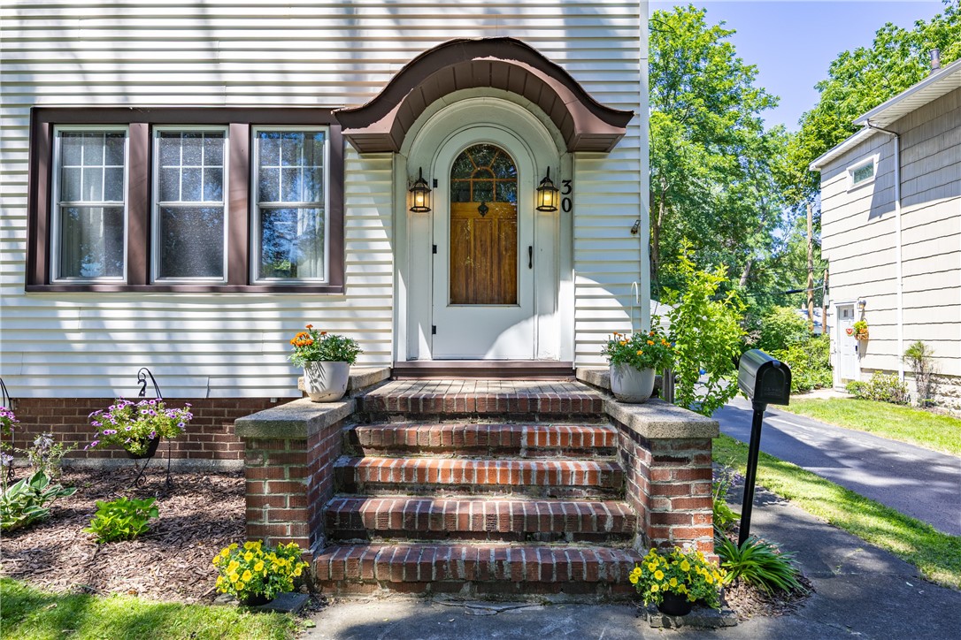 30 Rawlinson Road Irondequoit, NY 14617 - Photo 4 of 44