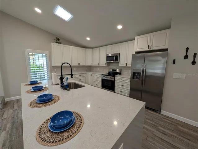 $2,795 | 4368 Marine Parkway, New Port Richey, FL 34652