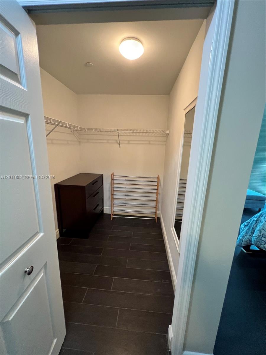2101 Brickell Avenue, Unit 3205 Miami, FL 33129 - Photo 19 of 31