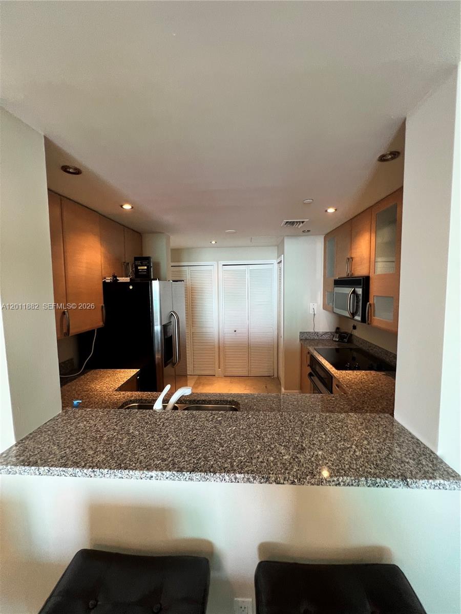 2101 Brickell Avenue, Unit 3205 Miami, FL 33129 - Photo 9 of 31