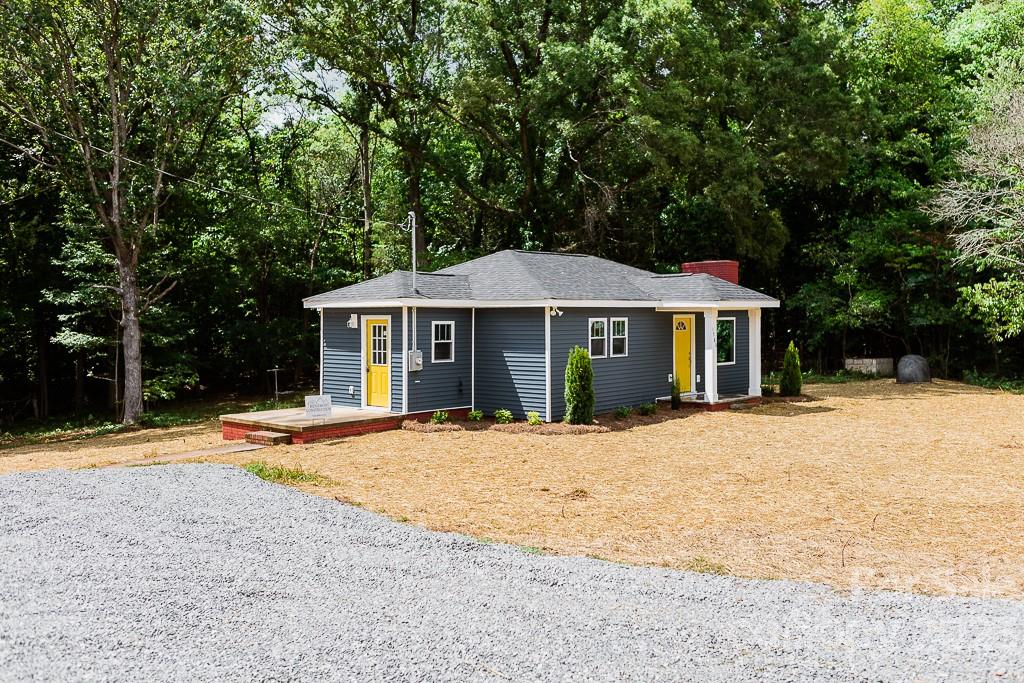 1760 Shearers Road Davidson, NC 28036 - Photo 4 of 18 Gallery Image 4