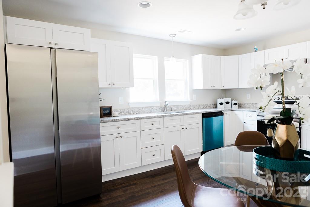 1760 Shearers Road Davidson, NC 28036 - Photo 7 of 18 Gallery Image 7