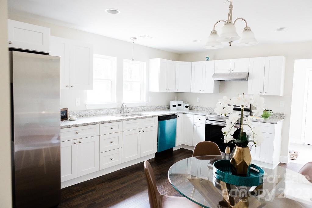 1760 Shearers Road Davidson, NC 28036 - Photo 8 of 18 Gallery Image 8