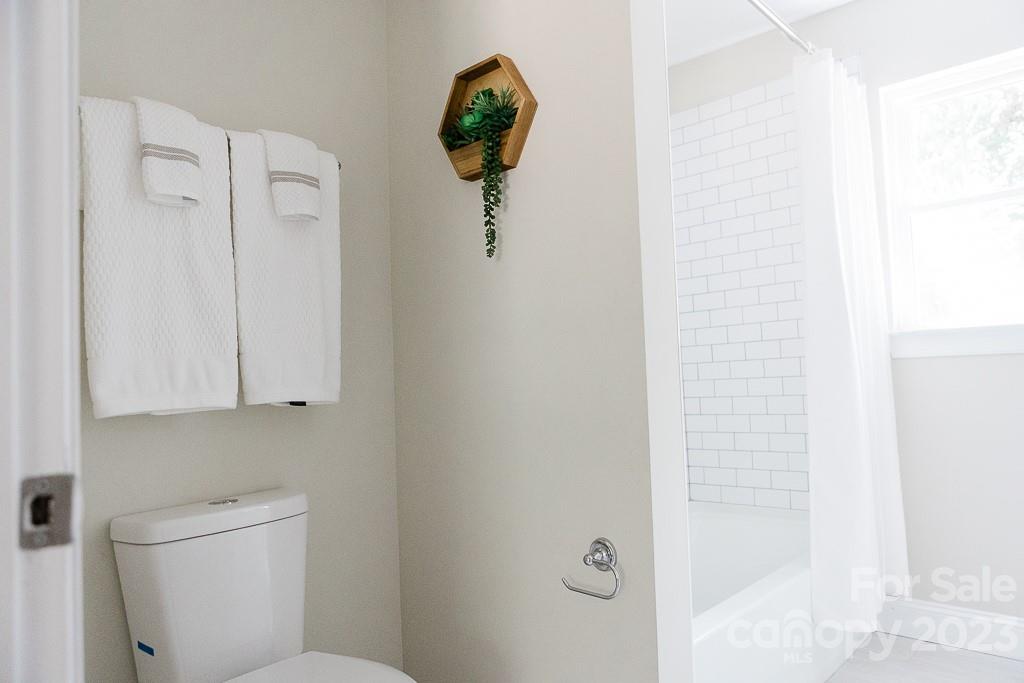 1760 Shearers Road Davidson, NC 28036 - Photo 10 of 18 Gallery Image 10
