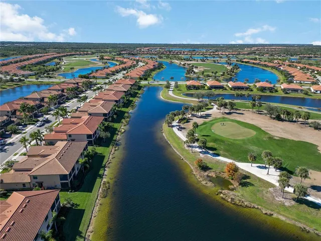 $427,000 | 10788 Tarflower Drive, Unit 202, Venice, FL 34293
