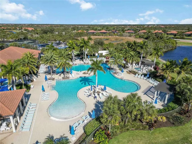 $427,000 | 10788 Tarflower Drive, Unit 202, Venice, FL 34293