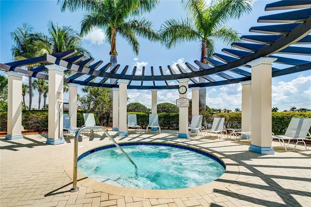 $427,000 | 10788 Tarflower Drive, Unit 202, Venice, FL 34293