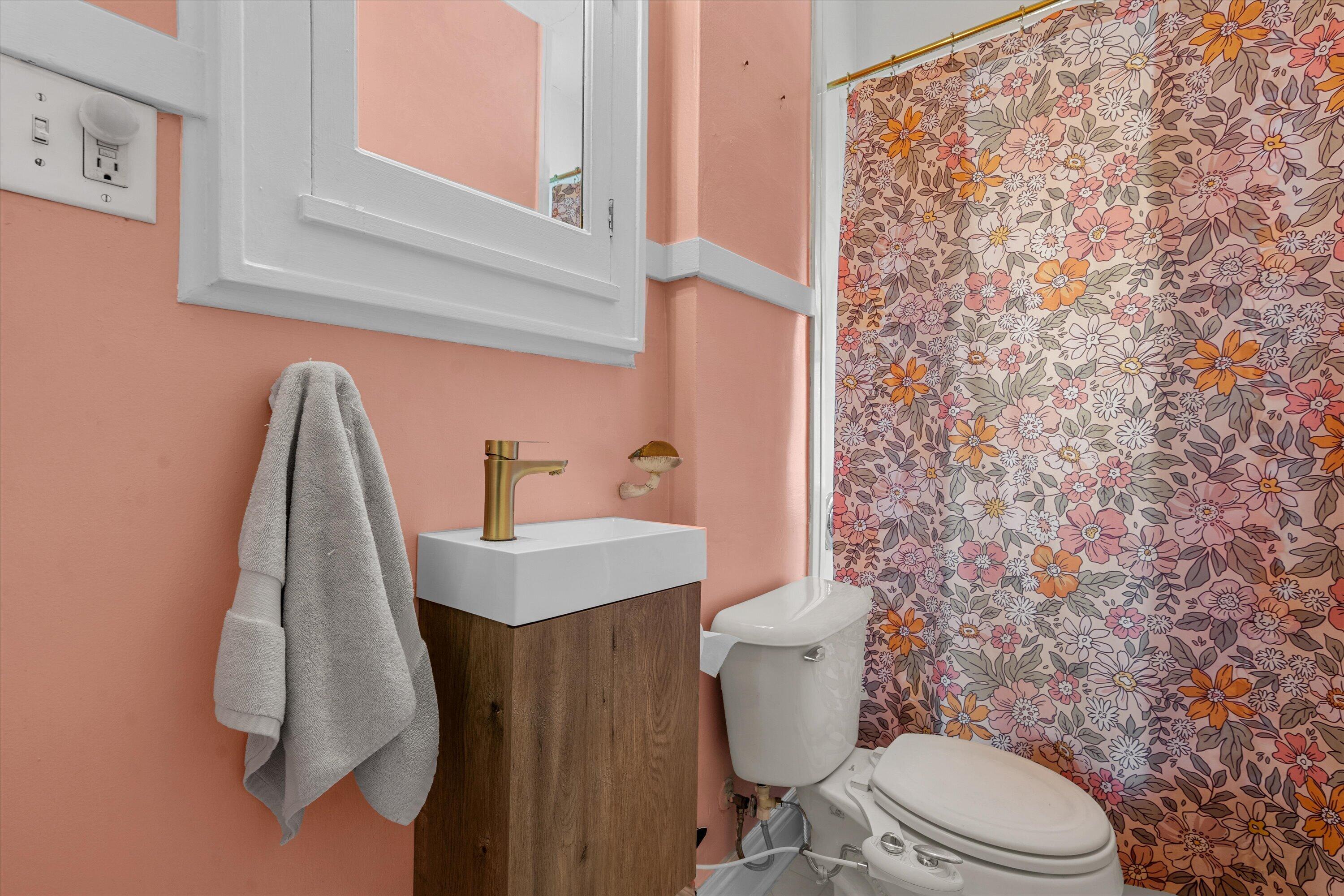 3018 North 74th Street Milwaukee, WI 53210 - Photo 23 of 52 full bathroom