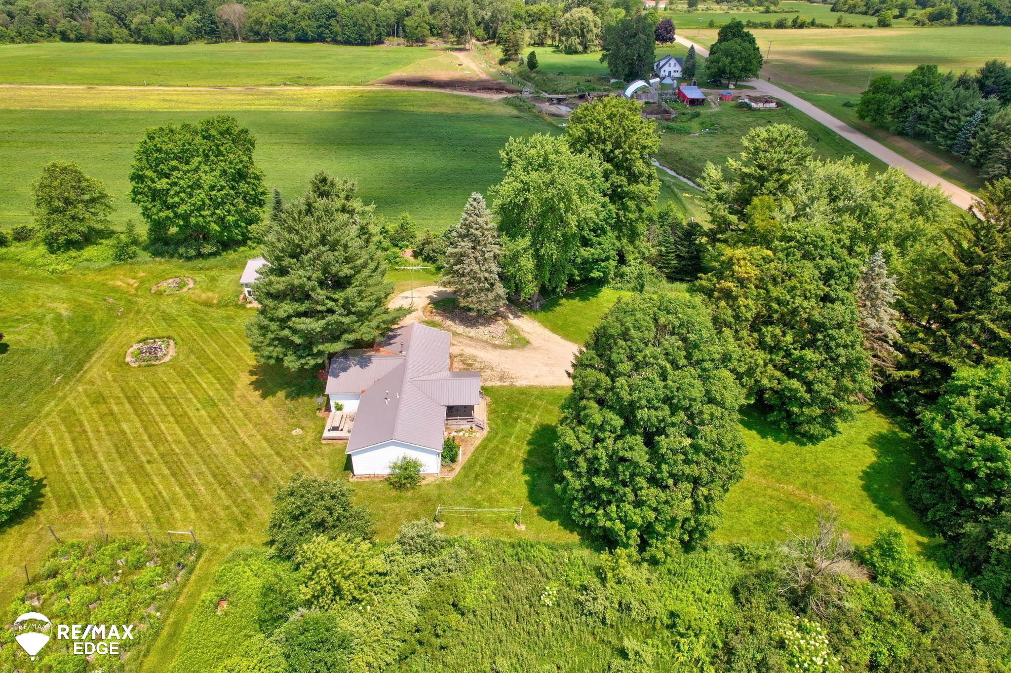 6241 Oliver Road Fostoria, MI 48435 - Photo 38 of 39