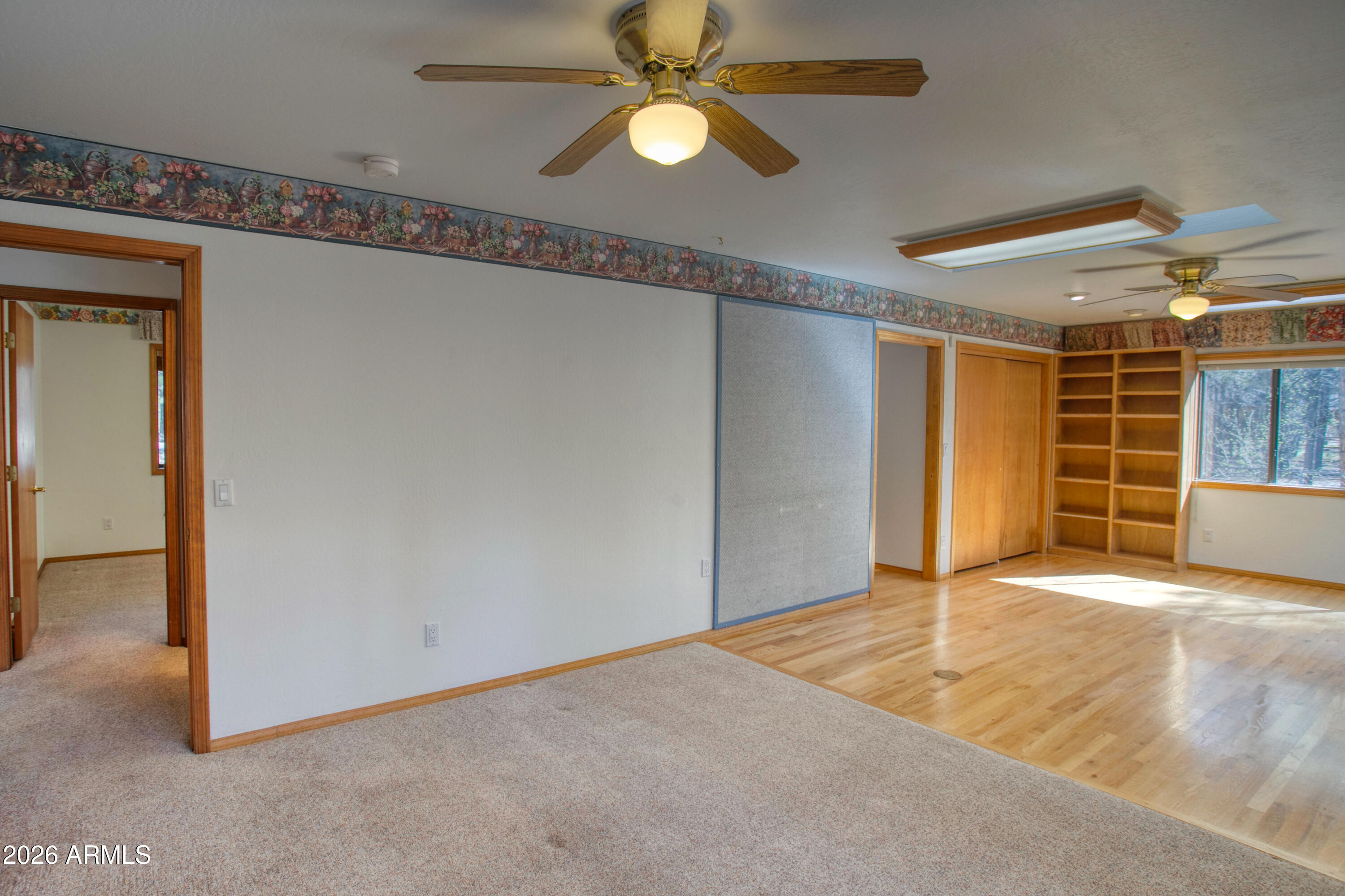 71 East Turkey Track Lane Pinetop, AZ 85935 - Photo 20 of 50 a view of an empty room