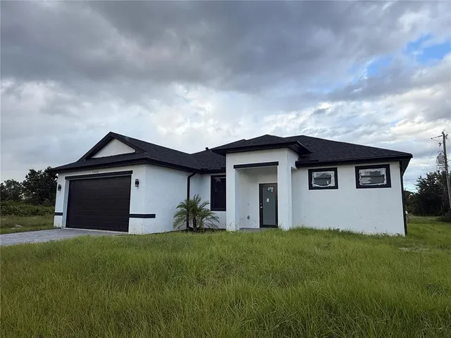 a house view with a outdoor space