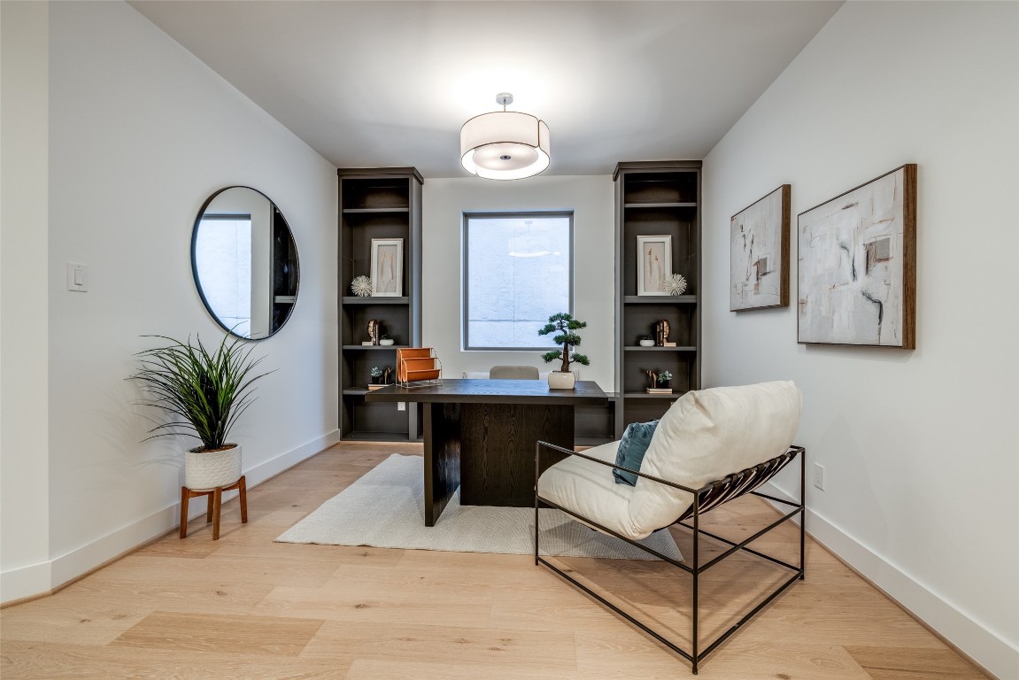 2630 Peckham Street Houston, TX 77098 - Photo 41 of 50 a living room with furniture a large window and a potted plant