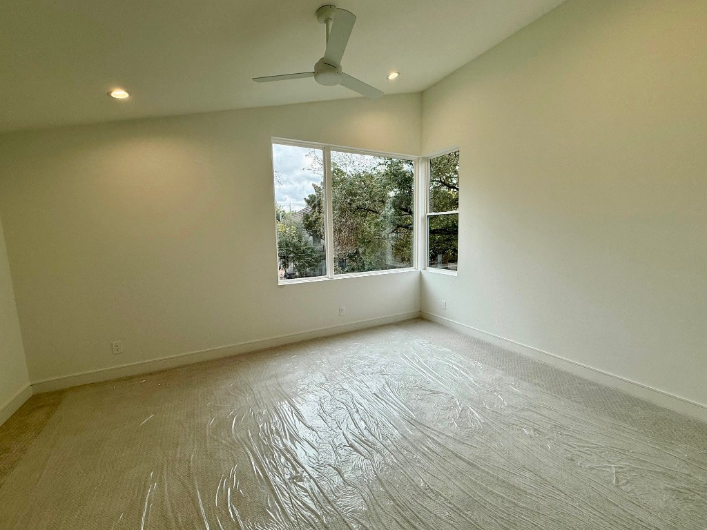 2630 Peckham Street Houston, TX 77098 - Photo 9 of 50 an empty room with a window