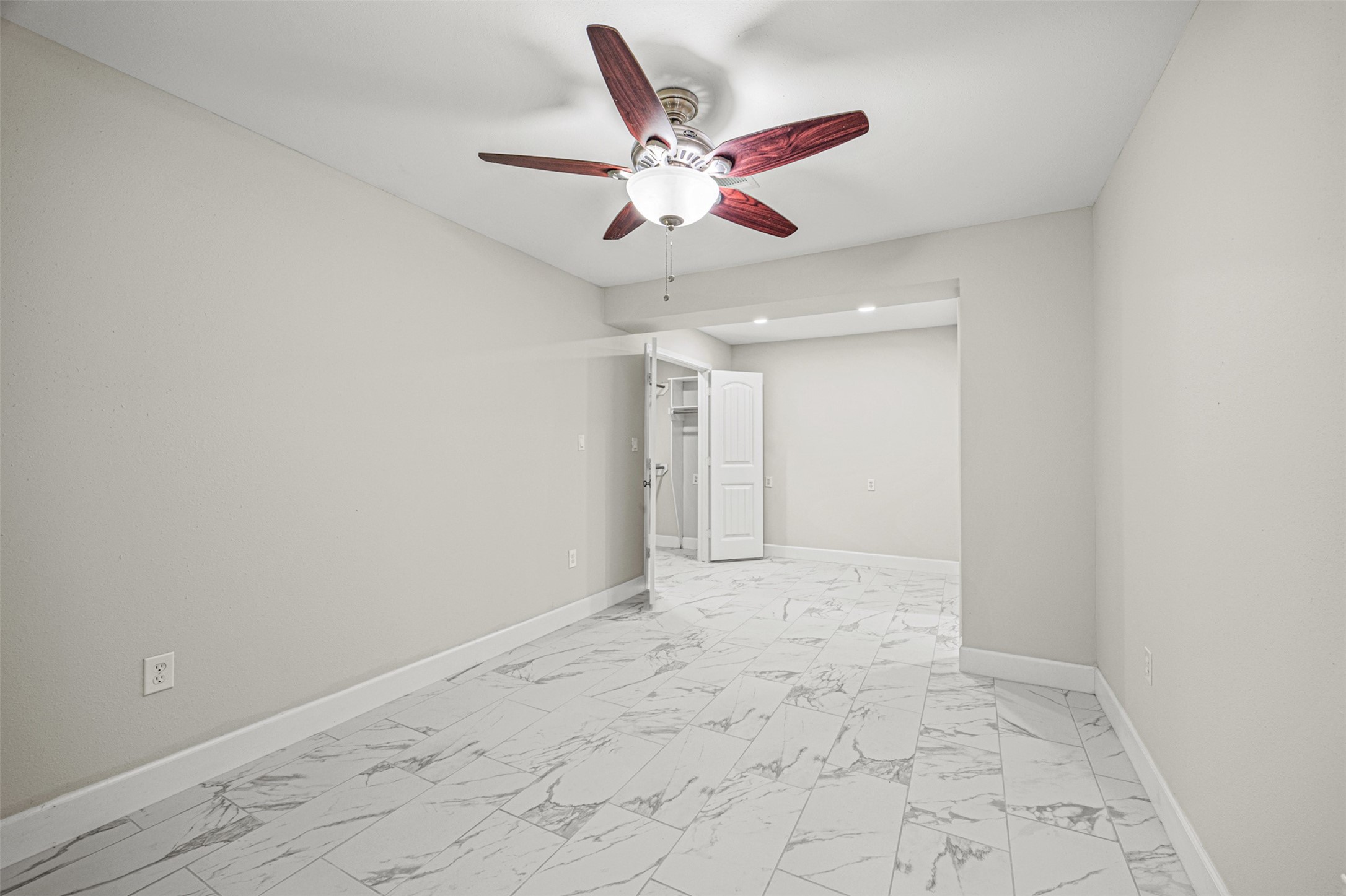 702 Norell Street Channelview, TX 77530 - Photo 7 of 16 a view of an empty room