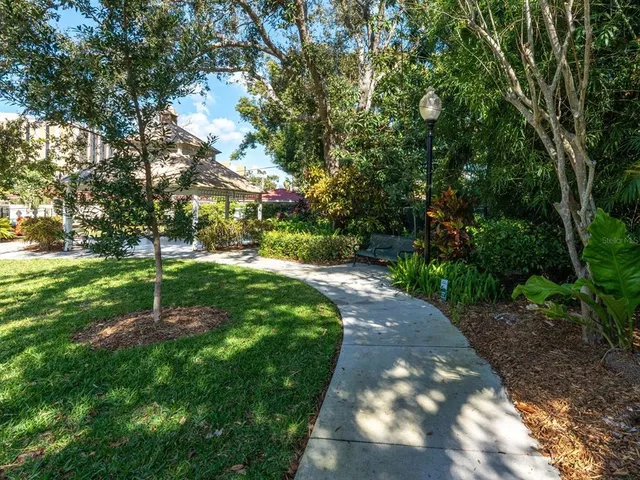 $865,000 | 516 Laurel Park Drive, Sarasota, FL 34236